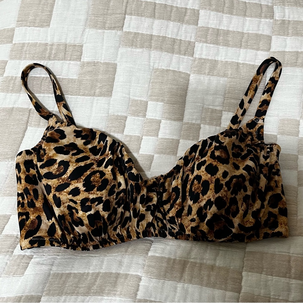 Shade & Shore Leopard Print Bikini Top - Size 36 DD